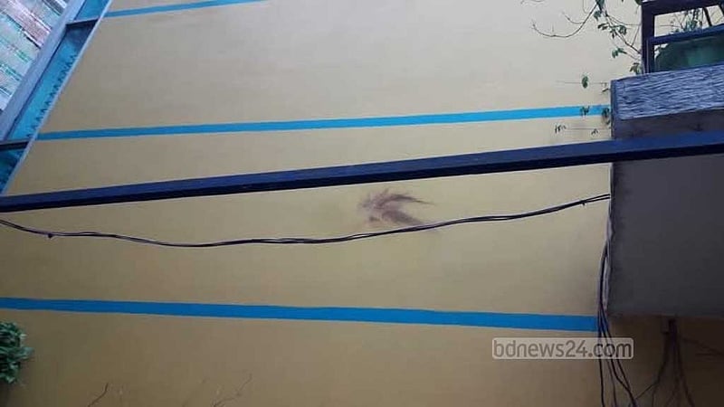 রাজশাহী বিশ্ববিদ্যালয়ের রেজিস্ট্রারের বাসায় মধ্যরাতে বোমা নিক্ষেপ