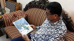 মাগুরা বিএনপি কার্যালয়ে হামলা: ক্রিকেটার সাকিবের বাবার বিরুদ্ধে মামলা