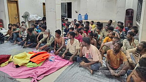 সাতক্ষীরার চরে বিএসএফের ফেলে যাওয়া ৭৮ জন যে বর্ণনা দিলেন