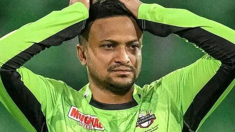যে রেকর্ড চাননি সাকিব