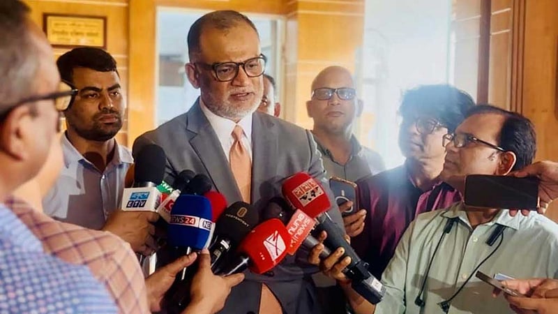 স্থলবাণিজ্যে নতুন নিষেধাজ্ঞায় ভারতের ব্যবসায়ীদেরই ‘ক্ষতি’ হবে: বাণিজ্য উপদেষ্টা