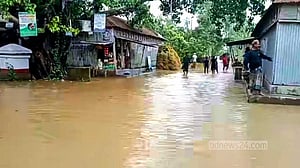 ভারি বর্ষণ-ঢলে শেরপুরের ৩ উপজেলায় বন্যার শঙ্কা, জলাবদ্ধতা