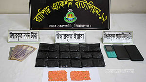 সিরাজগঞ্জে ‘মাদক কারবারী’ দম্পতি গ্রেপ্তার
