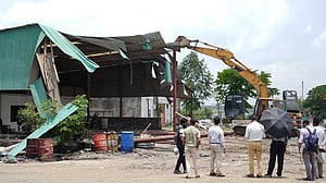 মিরপুর বেড়িবাঁধের ১০০ একর জমি উদ্ধার