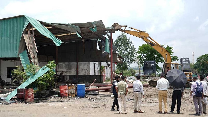 মিরপুর বেড়িবাঁধের ১০০ একর জমি উদ্ধার
