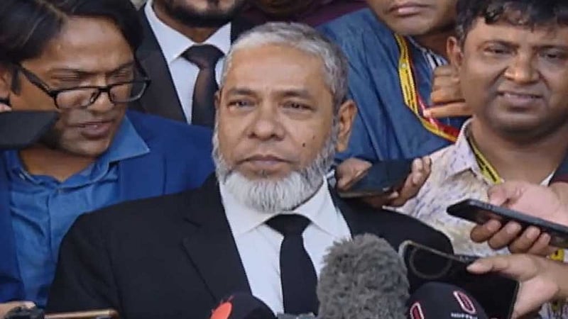 মৃত্যুদণ্ডের রায়ে ‘আমি কষ্ট পাচ্ছি’: রাষ্ট্রনিযুক্ত হাসিনার আইনজীবী