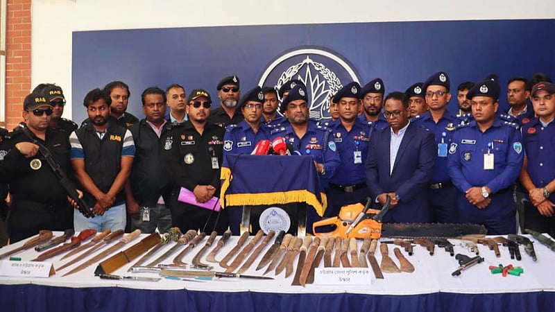 রাউজানকে ‘সন্ত্রাসমুক্ত’ করতে বিশেষ অভিযানে পুলিশ
