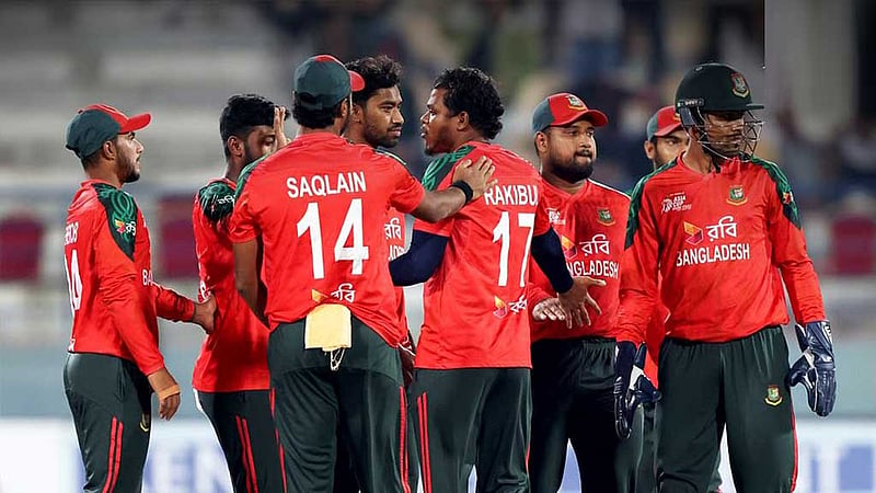 শেষ জুটির বীরত্বের পর সুপার ওভারে স্বপ্নভঙ্গ আকবরদের