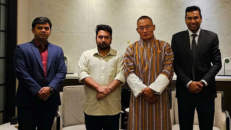 ভুটানের প্রধানমন্ত্রীর সঙ্গে এনসিপি আহ্বায়কের সাক্ষাৎ