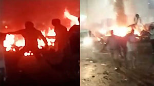 দিল্লির লাল কেল্লার কাছে গাড়ি বিস্ফোরণে নিহত ৮