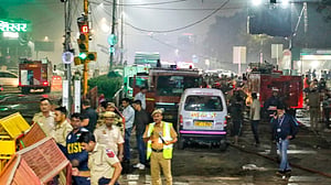 লাল কেল্লার কাছে হুন্ডাই আই২০ গাড়িতে বিস্ফোরণ, আত্মঘাতী হামলা?