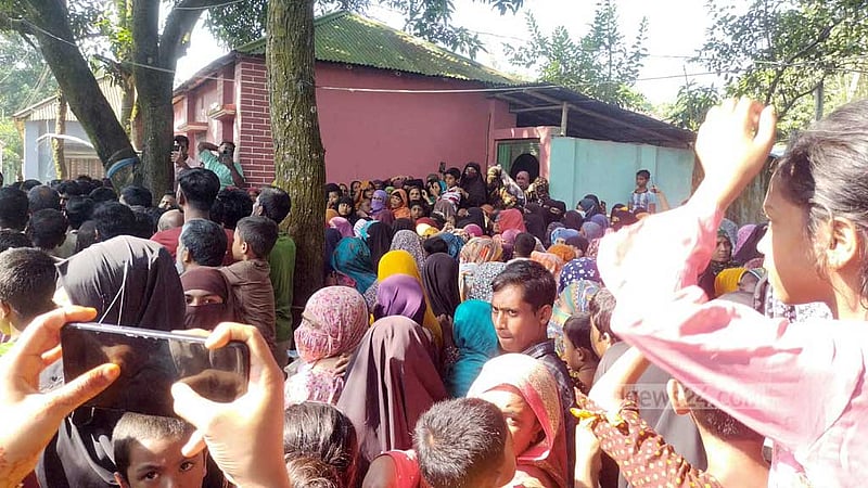 বগুড়ায় মা ও ২ সন্তানের লাশ উদ্ধার, পুলিশের ধারণা ‘হত্যার পর আত্মহত্যা’