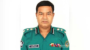 বগুড়ায় প্রতারণার মামলায় সাবেক অতিরিক্ত ডিআইজি কারাগারে