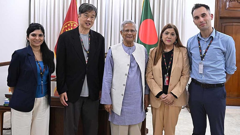 স্বাস্থ্য খাতে বাংলাদেশ ও সিঙ্গাপুরের মধ্যে সহযোগিতায় জোর প্রধান উপদেষ্টার