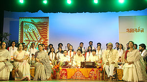 ‘সংগীত মানুষে মানুষে বিভেদ দূর করতে পারে’