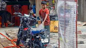 ‘সংসারের চাকায় পিষ্ট’ শৈশব