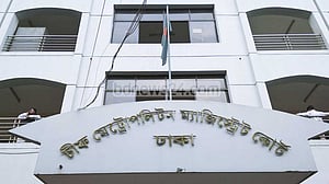 বারে ব্যবসায়ী খুন: ২ জনের ‘স্বীকারোক্তি’, ৫ জন কারাগারে