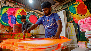 শীত ঘিরে ‘গায়ে হলুদের নকশা’ তৈরির ধুম
