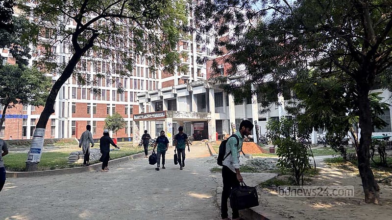শীতের ছুটিও বহাল, ঢাবি খুলবে ২৮ ডিসেম্বর