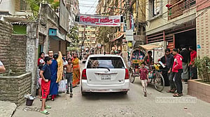 ভূ-দৈত্যের ঝাঁকুনিতে কাঁপল সকাল