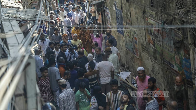 ভূমিকম্প: সচেতনতা ‘আটকা’ বয়ানেই, হুড়োহুড়িতে আতঙ্কিত মানুষ
