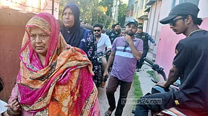 হবিগঞ্জে ‘ভুয়া নারী চিকিৎসক’ আটক