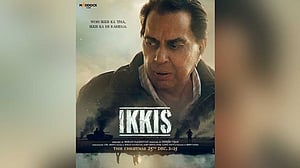 ধর্মেন্দ্রর শেষ সিনেমা ‘ইক্কিসের’ ট্রেইলার ট্রেন্ডিংয়ে