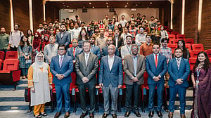 আইইউবি ও মিডল্যান্ড ব্যাংকের ফাইন্যান্সিয়াল লিটারেসি সেমিনার অনুষ্ঠিত