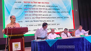 সহকারী শিক্ষকদের হঠাৎ করে কীভাবে দশম গ্রেডে উন্নীত করব: উপদেষ্টা