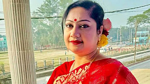 মানিকগঞ্জ পৌরসভার সাবেক নারী কাউন্সিলর আটক