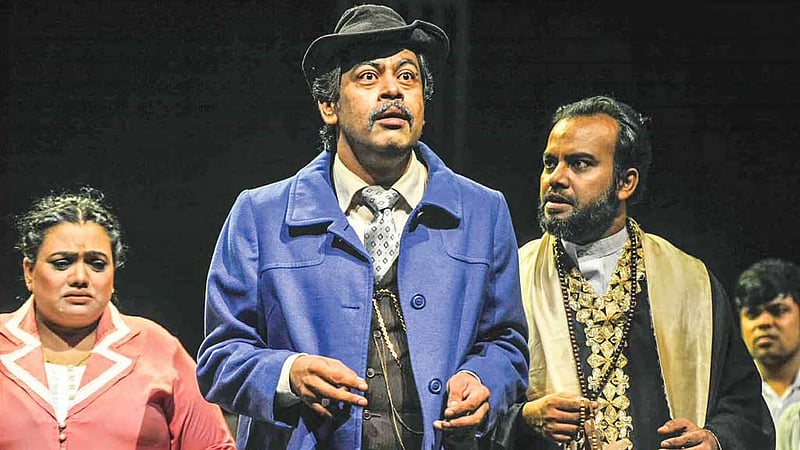 বিবর্তনবাদ ও ধর্মান্ধতার সংঘর্ষে মঞ্চে ‘মাংকি ট্রায়াল’