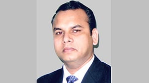 সাবেক আইডিআরএ চেয়ারম্যান মোশাররফের বিরুদ্ধে মামলা করবে দুদক