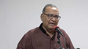 বঙ্গভবন থেকে মুজিবের ছবি নামানো ‘অন্যায়’ হয়েছে: সেলিম