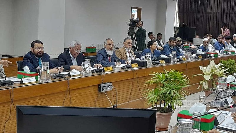 রাজনৈতিক দলগুলোর সহযোগিতা না পেলে ভোট ‘প্রশ্নবিদ্ধ হতে পারে’: সিইসি