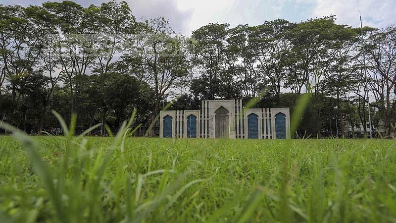 জাতীয় ঈদগাহ মাঠে ‘বহিরাগত’ প্রবেশে নিষেধাজ্ঞা