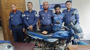 ভাড়ায় নিয়ে চালককে হত্যা করে বাইক ছিনতাই, আসামির স্বীকারোক্তি