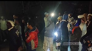 পটুয়াখালীতে ইমামের স্ত্রীর গলা কাটা লাশ উদ্ধার