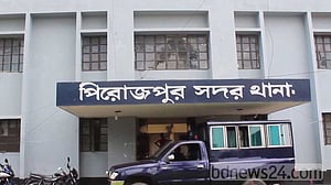 ‎পিরোজপুরে ‘ডাকাত সন্দেহে’ একজনকে পিটিয়ে হত্যা