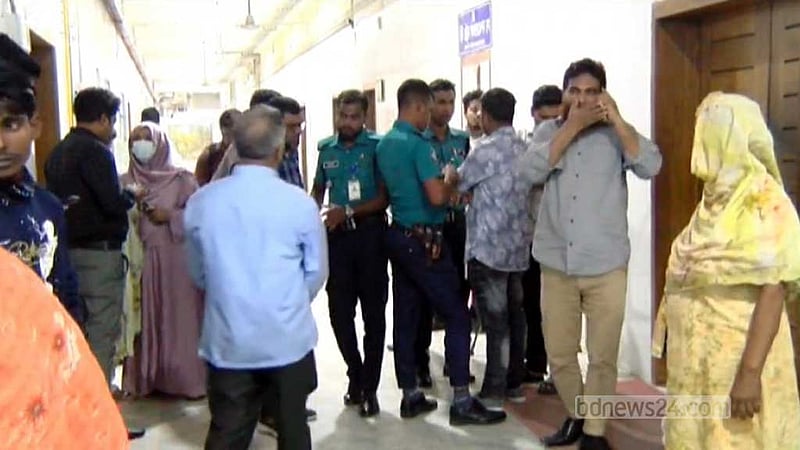 রাজশাহীতে বাসায় ঢুকে বিচারকের ছেলেকে খুন
