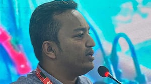 ছাত্রদলের সাবেক সভাপতি শ্রাবণ পেলেন ধানের শীষ