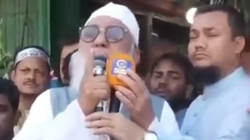 ‘আমাকে যারা চিনে নাই তারা এখনও মাটির নিচে বাস করে’