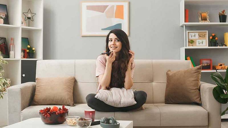 ছোট বসার ঘর যেভাবে বড় দেখানো যায়