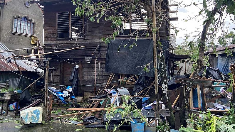 ভিয়েতনামের দিকে এগোতে থাকা টাইফুন কালমায়েগিতে ফিলিপিন্সে নিহত ৪