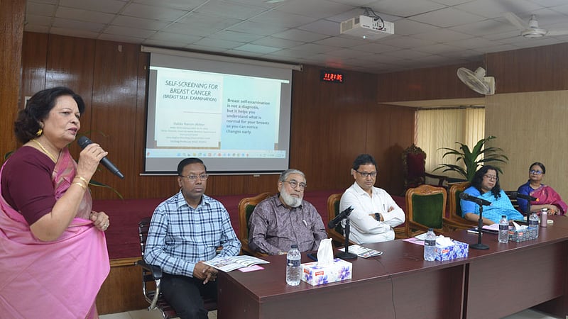 স্তন ক্যান্সার সচেতনতায় সিসিসিএফের কর্মশালা