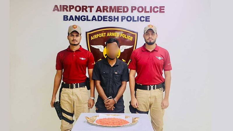 পেটে ইয়াবা পাচার: পান্নু ২ দিনের রিমান্ডে