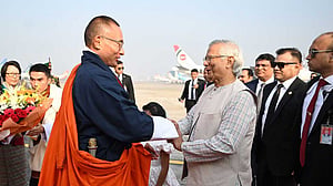 শেরিং তোবগেকে ঢাকায় উষ্ণ অভ্যর্থনা