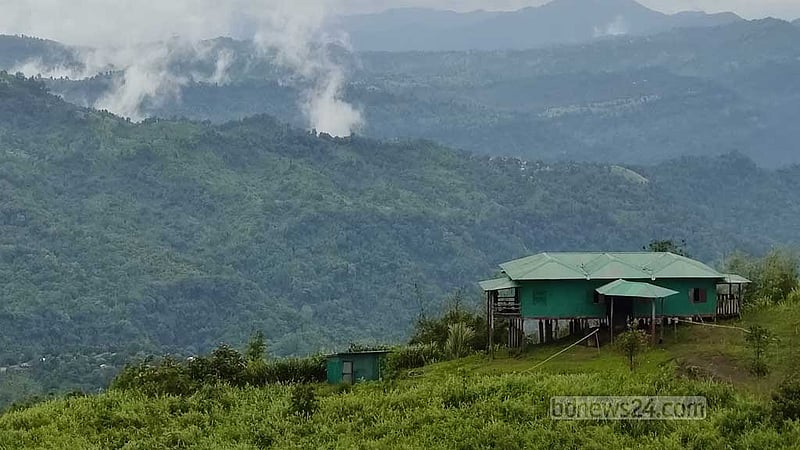 ‘কেওক্রাডং’ অন্যরকম নিসর্গ