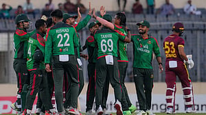 সুপার ওভারে হেরে গেল বাংলাদেশ