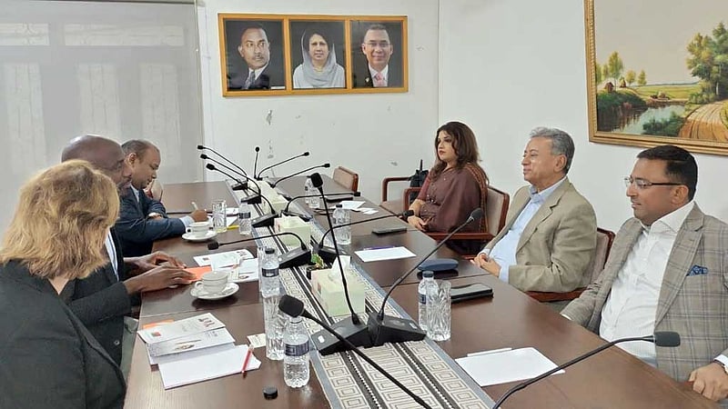 আমীর খসরুর সঙ্গে এনআইএমডি প্রতিনিধিদলের সাক্ষাৎ