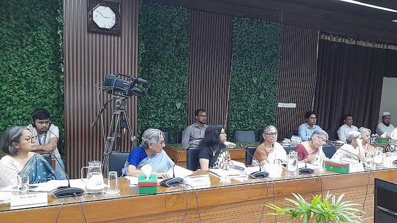 ইসির সংলাপ: প্রতিবন্ধীদের ভোট ও সরাসরি নারী প্রতিনিধিত্ব চান অধিকারকর্মীরা
